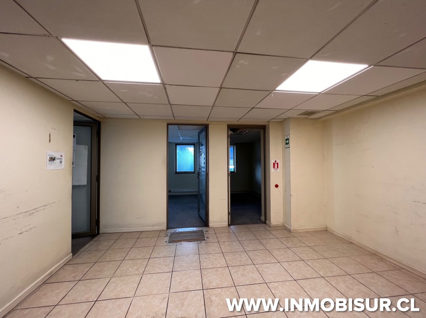 Arriendo en Puerto Montt | Local Comercial Edificio Egaña 85