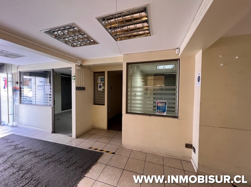Arriendo en Puerto Montt | Local Comercial Edificio Egaña 85