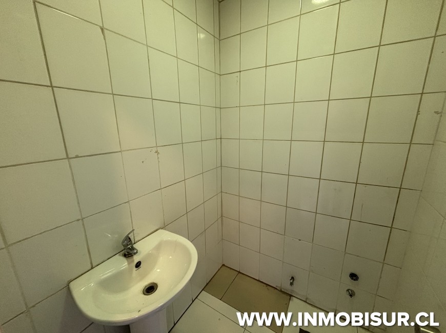 Arriendo en Puerto Varas | Local comercial en arriendo en centro comerical, sector Capitanía de Puerto Varas