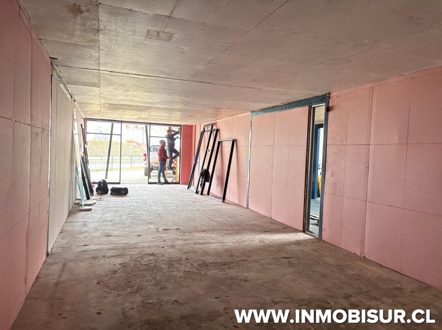 Arriendo en Puerto Montt | Local comercial  en Espacio Terraza SECTOR ANTIHUAL