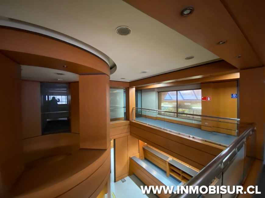 Arriendo en Puerto Montt | Local Comercial en pleno centro de Puerto Montt