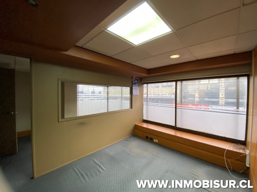 Arriendo en Puerto Montt | Local Comercial en pleno centro de Puerto Montt