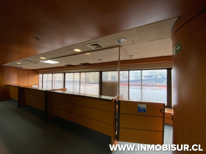 Arriendo en Puerto Montt | Local Comercial en pleno centro de Puerto Montt