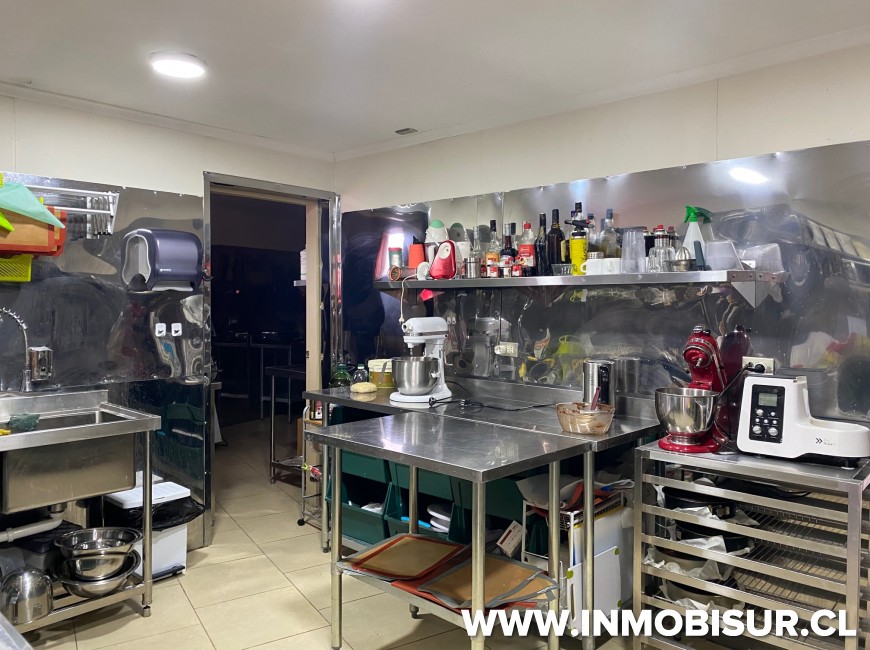 Arriendo en Puerto Montt | Local Comercial para Café y/o Restaurante en Ramón Munita