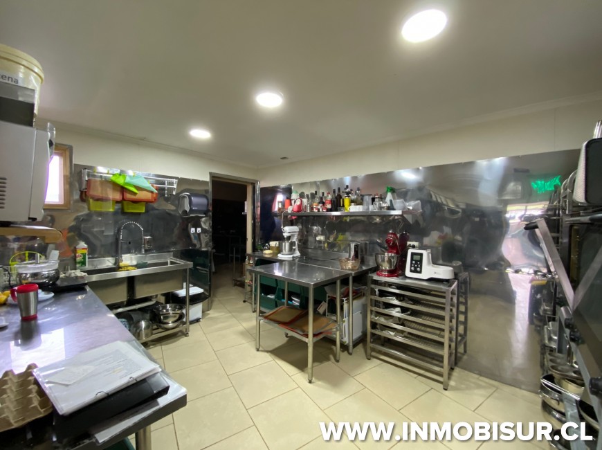 Arriendo en Puerto Montt | Local Comercial para Café y/o Restaurante en Ramón Munita