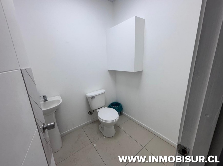 Arriendo en Puerto Montt | Locales comerciales en Galería Torres calle Varas