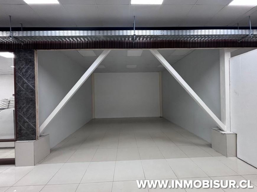 Arriendo en Puerto Montt | Locales comerciales en Galería Torres calle Varas
