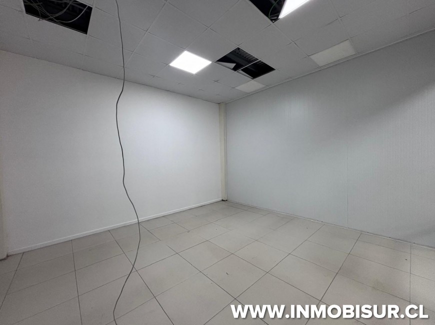 Arriendo en Puerto Montt | Locales comerciales en Galería Torres calle Varas