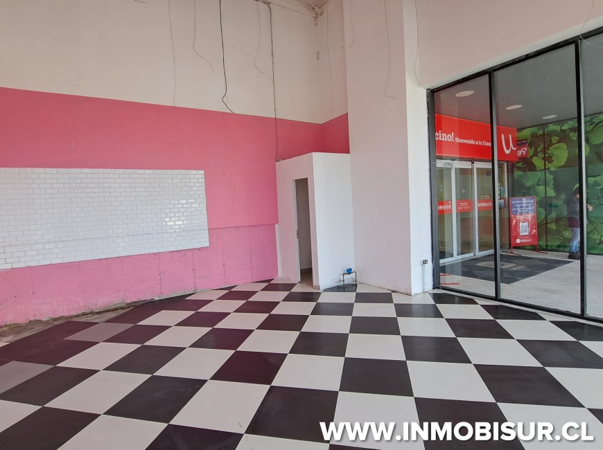 Arriendo en Puerto Montt | Local comerciaL en Strip Center Tepual