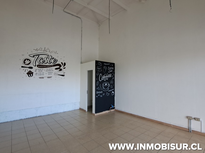 Arriendo en Puerto Montt | Local comerciaL en Strip Center Tepual