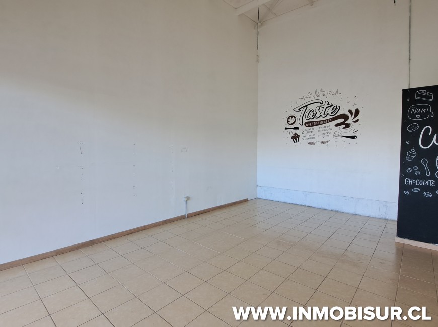 Arriendo en Puerto Montt | Local comerciaL en Strip Center Tepual