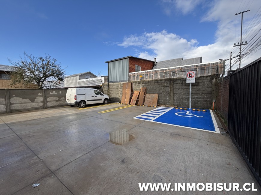 Arriendo en Puerto Montt | Locales comerciales nuevos a estrenar para repuestos