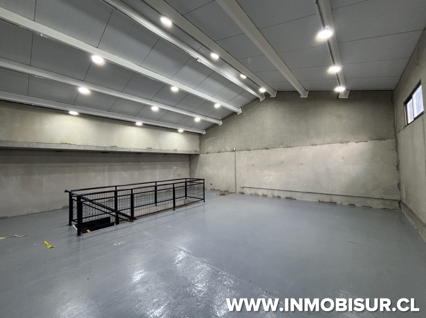 Arriendo en Puerto Montt | Locales comerciales nuevos a estrenar para repuestos