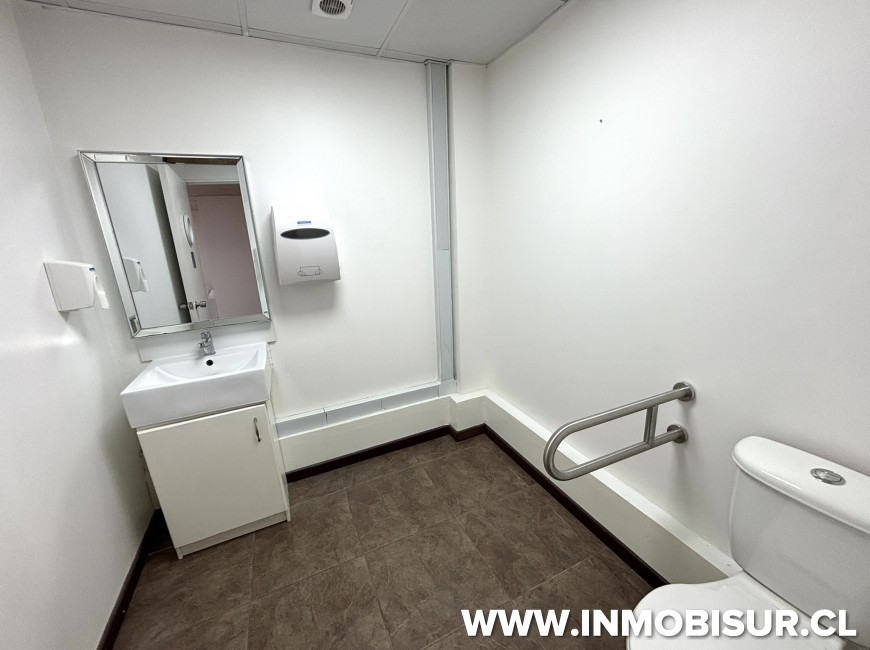 Arriendo en Puerto Varas | Oficina en arriendo en Edificio Central Lake, Puerto Varas