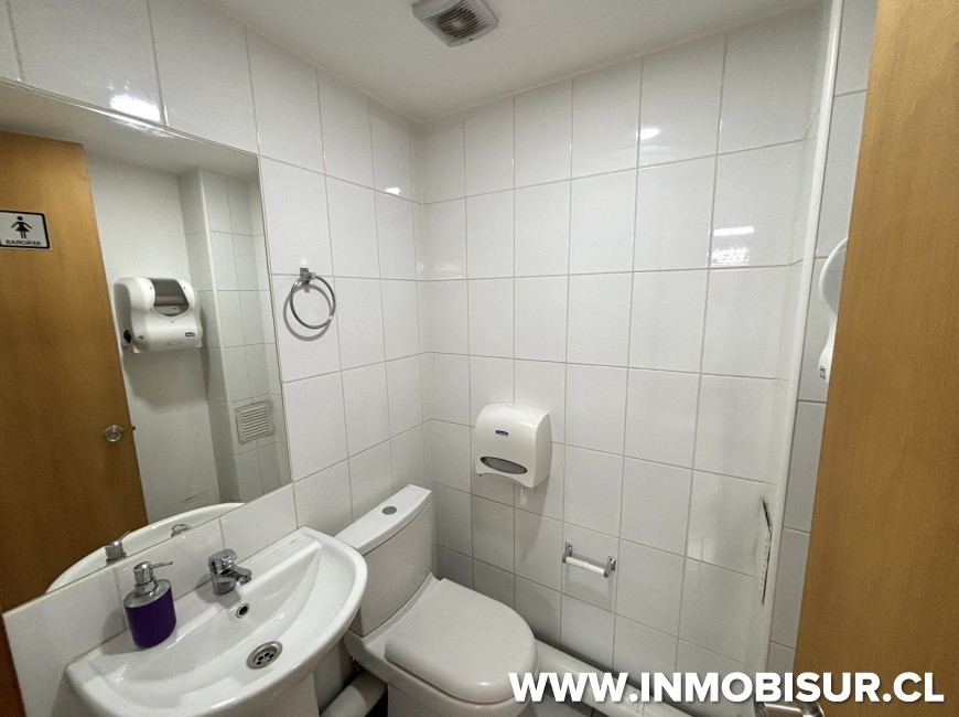 Arriendo en Puerto Varas | Oficina en arriendo en Edificio Central Lake, Puerto Varas