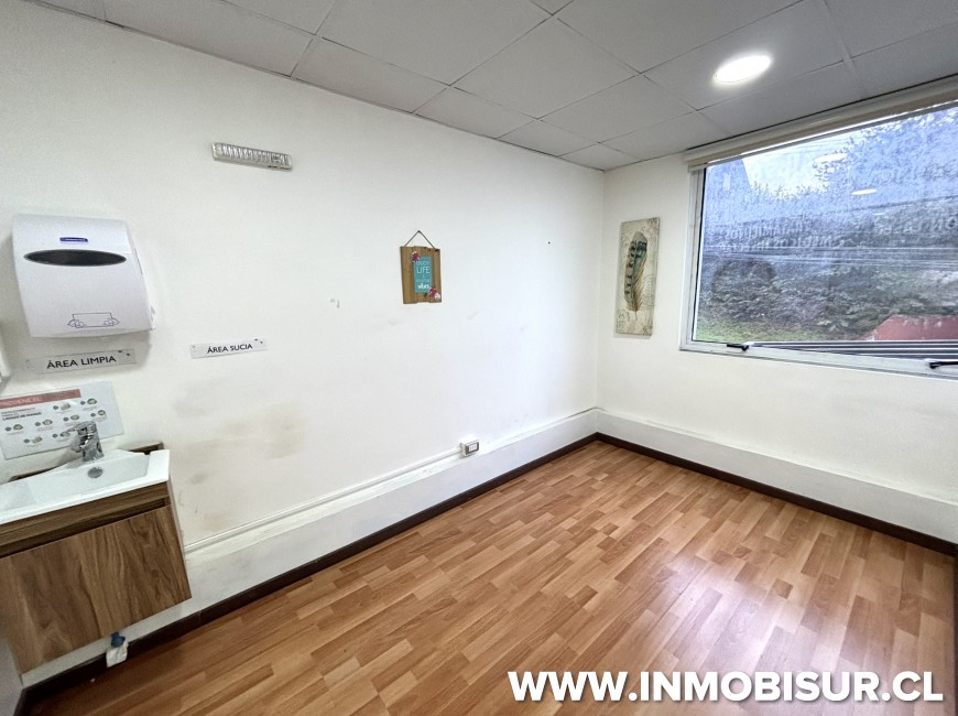 Venta en Puerto Varas | Oficina en venta en Edificio Central Lake, Puerto Varas