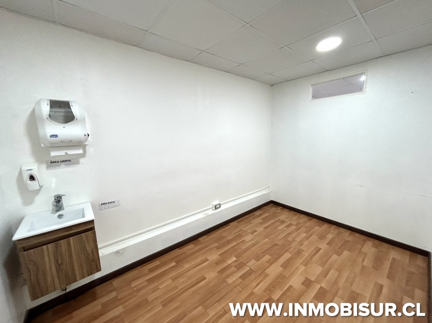 Venta en Puerto Varas | Oficina en venta en Edificio Central Lake, Puerto Varas