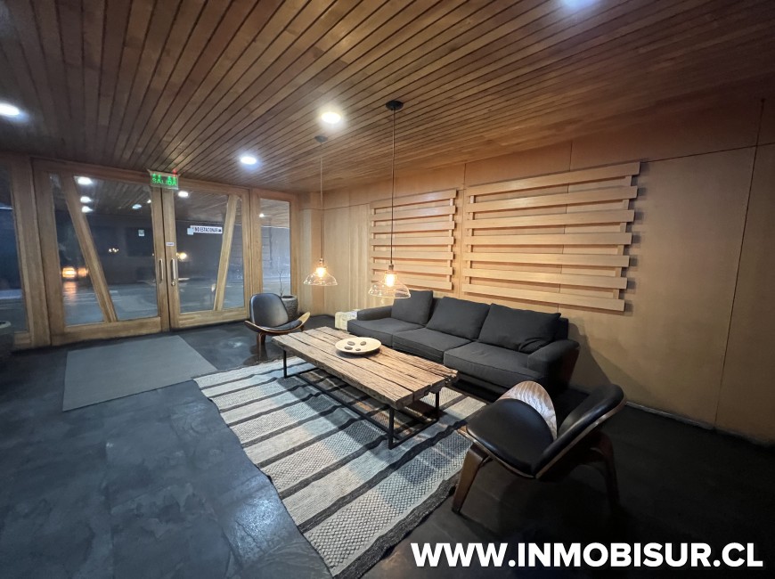 Venta en Puerto Varas | Oficina en venta en Edificio Central Lake, Puerto Varas