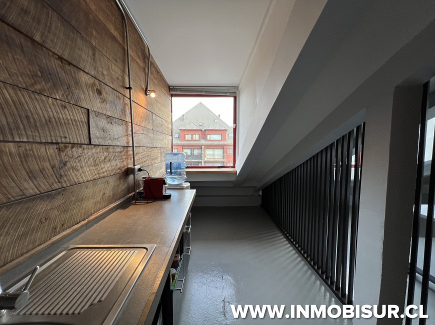 Venta en Puerto Varas | Oficina en venta en Edificio Central Lake, Puerto Varas