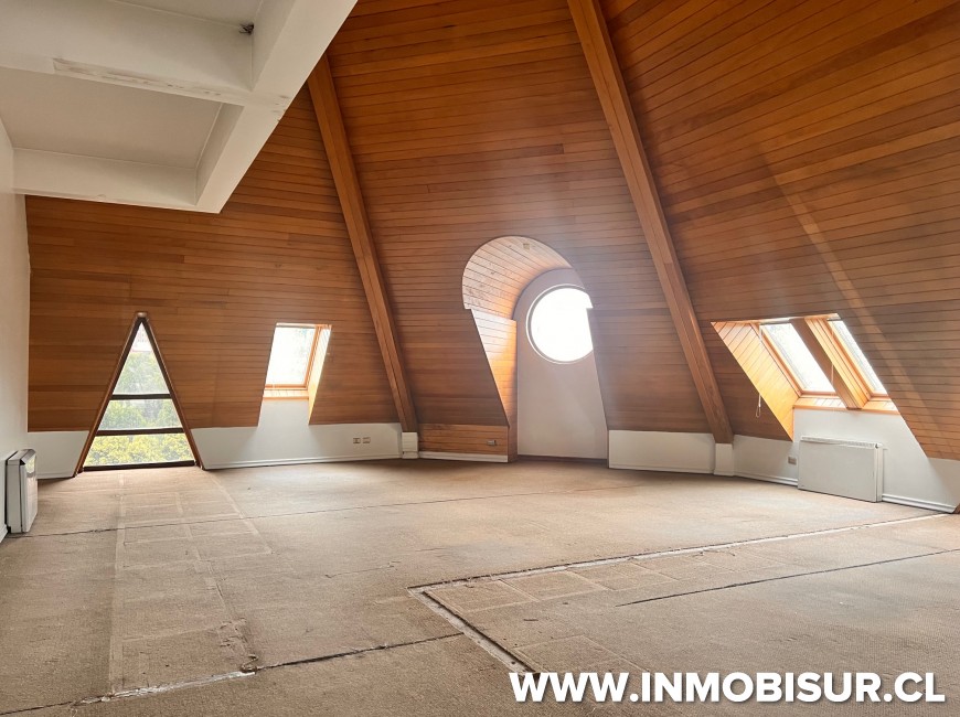 Arriendo en Puerto Montt | Oficina grande en arriendo Edificio Torre del Puerto piso 12 y 13