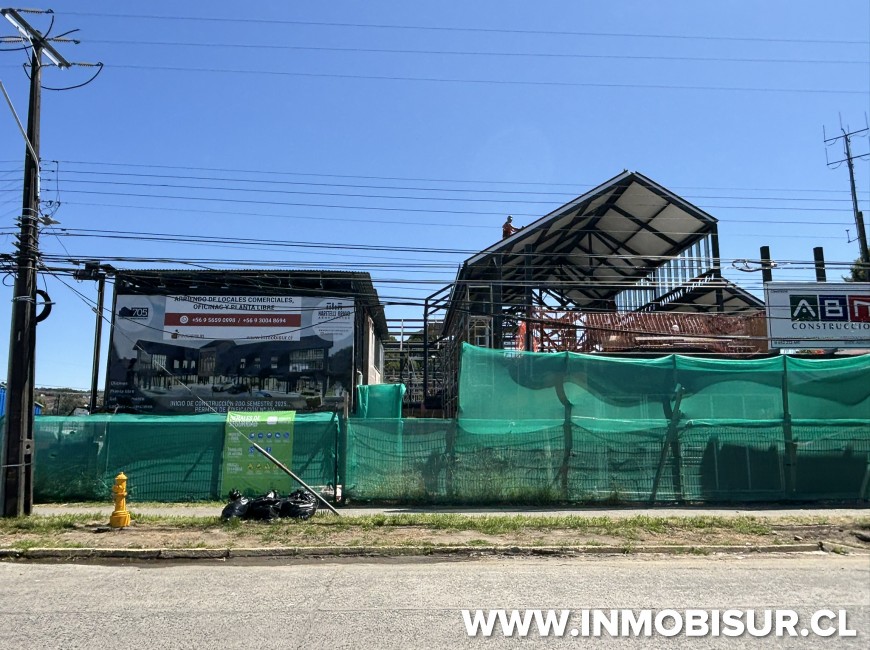 Arriendo en Puerto Varas | Oficinas en moderno Boulevard en construcción, Llanquihue