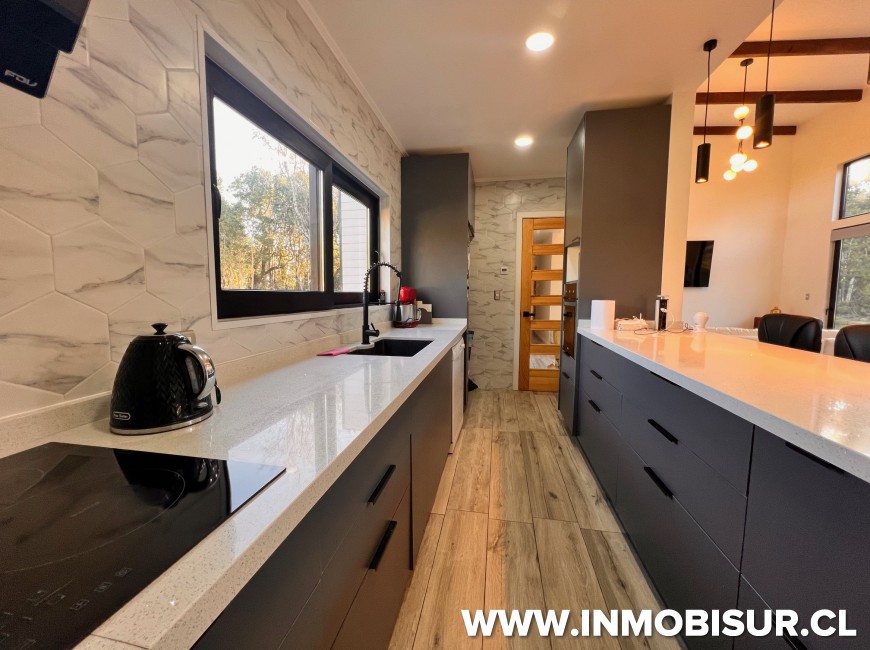Venta en Puerto Montt | Parcela con 2 casas en Lomas de Coihuin Venta en Puerto Montt | Parcela con 2 casas en Lomas de Coihuin