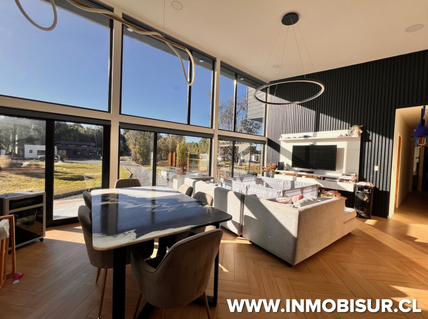 Venta en Puerto Montt | Parcela con 2 casas en Lomas de Coihuin Venta en Puerto Montt | Parcela con 2 casas en Lomas de Coihuin