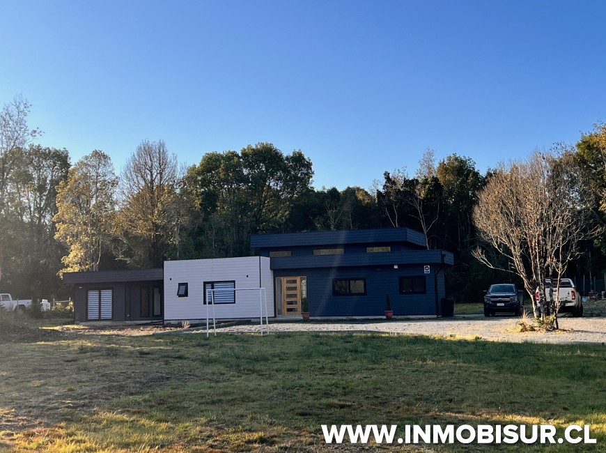 Venta en Puerto Montt | Parcela con 2 casas en Lomas de Coihuin Venta en Puerto Montt | Parcela con 2 casas en Lomas de Coihuin