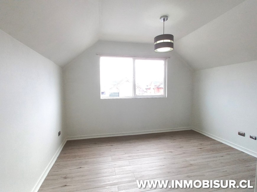 Arriendo en Puerto Montt | SE ARRIENDA HERMOSA CASA EN PARQUE FUNDADORES