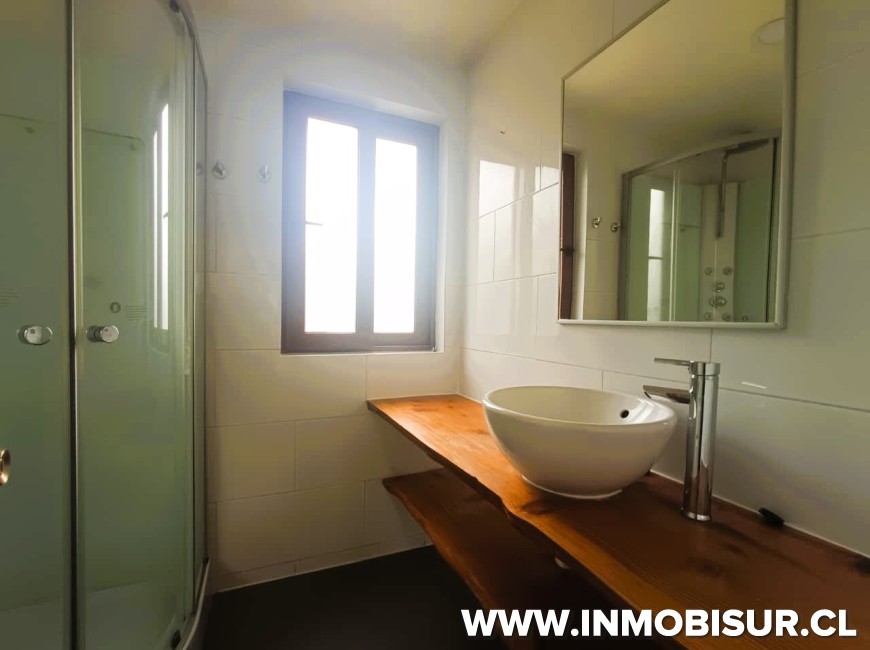 Arriendo en Puerto Varas | Se arrienda luminosa Casa en sector Puerto Chico