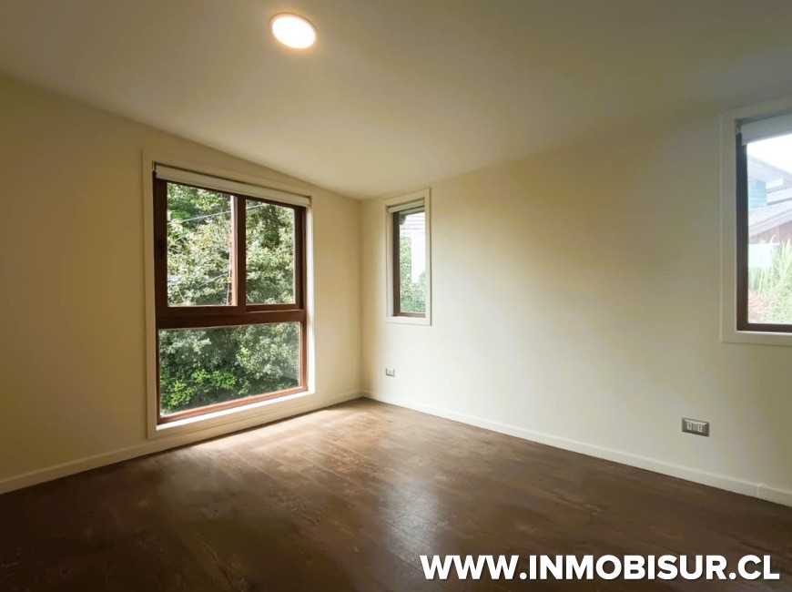 Arriendo en Puerto Varas | Se arrienda luminosa Casa en sector Puerto Chico