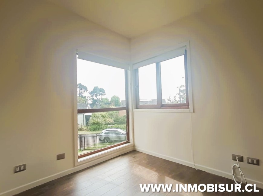 Arriendo en Puerto Varas | Se arrienda luminosa Casa en sector Puerto Chico