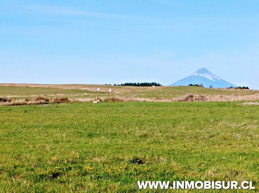 Venta en Llanquihue | Linda parcela en venta con vista a los Volcanes