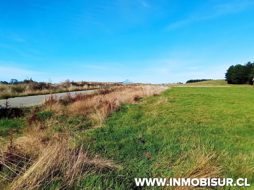 Venta en Llanquihue | Linda parcela en venta con vista a los Volcanes