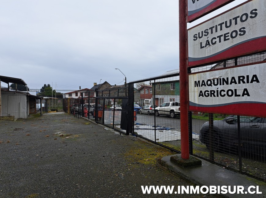 Venta en Puerto Montt | Venta amplio sitio con oficinas y bodegas dentro de la ciudad