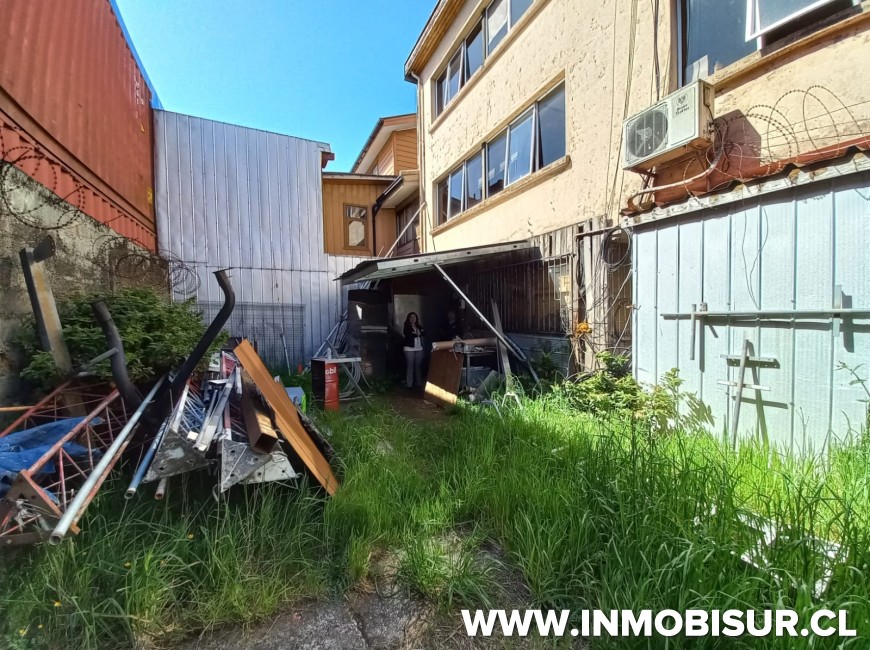 Venta en Puerto Montt | Venta de 2 Locales Comerciales en Manuel Rodríguez