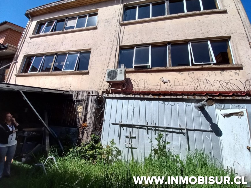 Venta en Puerto Montt | Venta de 2 Locales Comerciales en Manuel Rodríguez