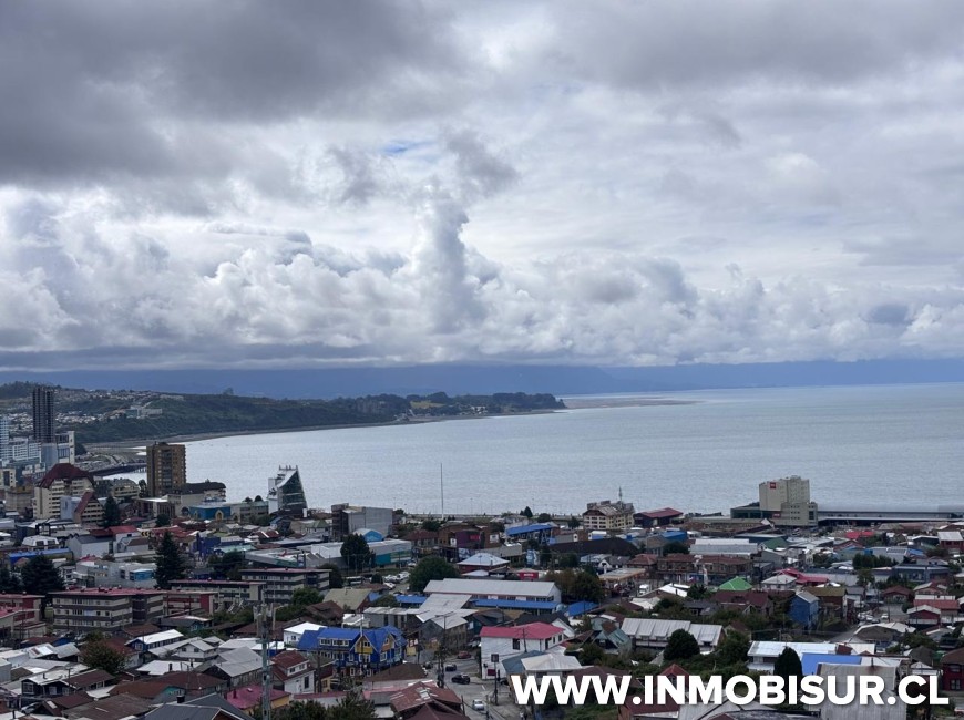 Venta en Puerto Montt | Venta de Sitio Urbano con Casa y Cabañas en Puerto Montt