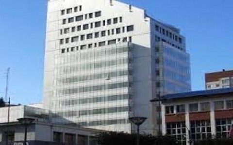 Arriendo en Puerto Montt | Hermosa oficina para arriendo en Edificio de la CCHC en 251 | Hermosa oficina para arriendo en Edificio de la CCHC