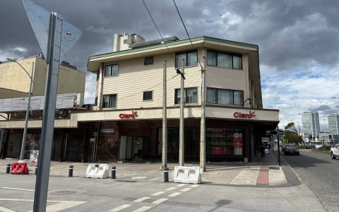 Arriendo en Puerto Montt | Amplio local en Costanera de Puerto Montt en 251 | Amplio local en Costanera de Puerto Montt