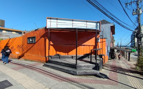 Arriendo en Puerto Montt | Container para local comercial en centro de Puerto Montt en 251 | Container para local comercial en centro de Puerto Montt