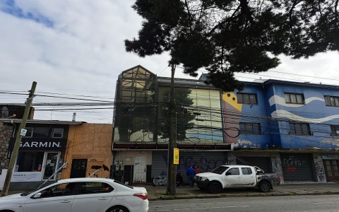 Arriendo en Puerto Montt | Edificio remodelado frente al Puerto en 251 | Edificio remodelado frente al Puerto
