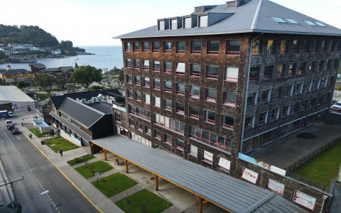 Venta en Puerto Varas | Oficina en venta en Edificio Central Lake, Puerto Varas en 252 | Oficina en venta en Edificio Central Lake, Puerto Varas